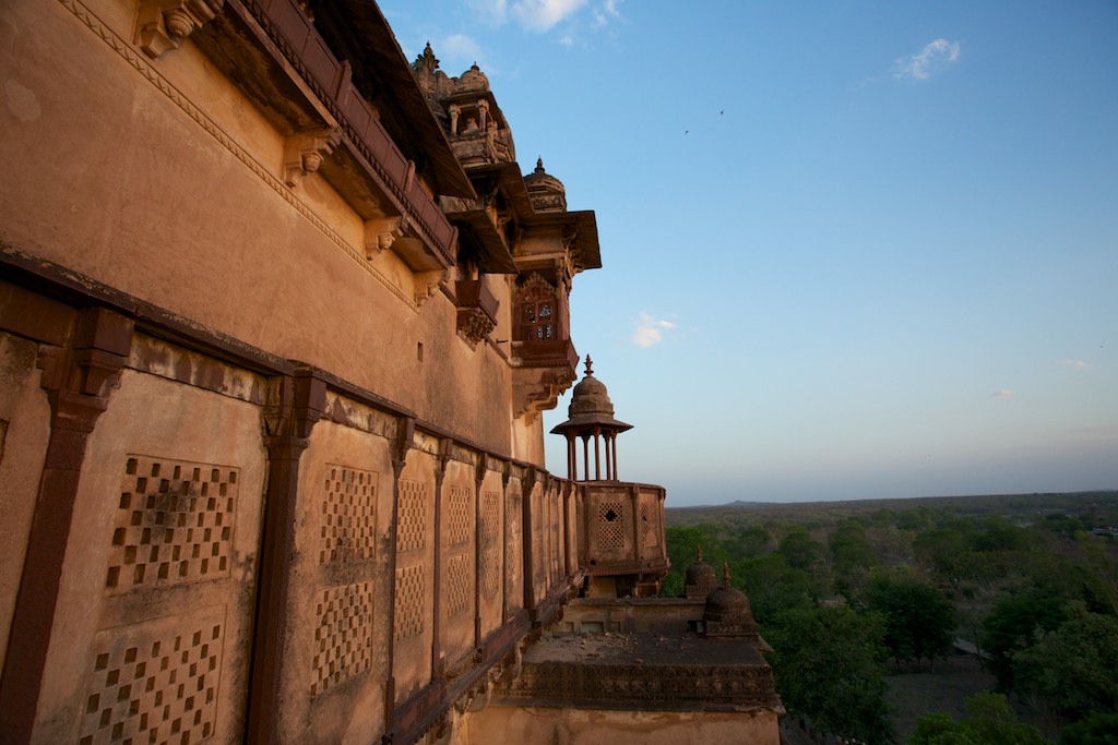 Jahangir Mahal 17