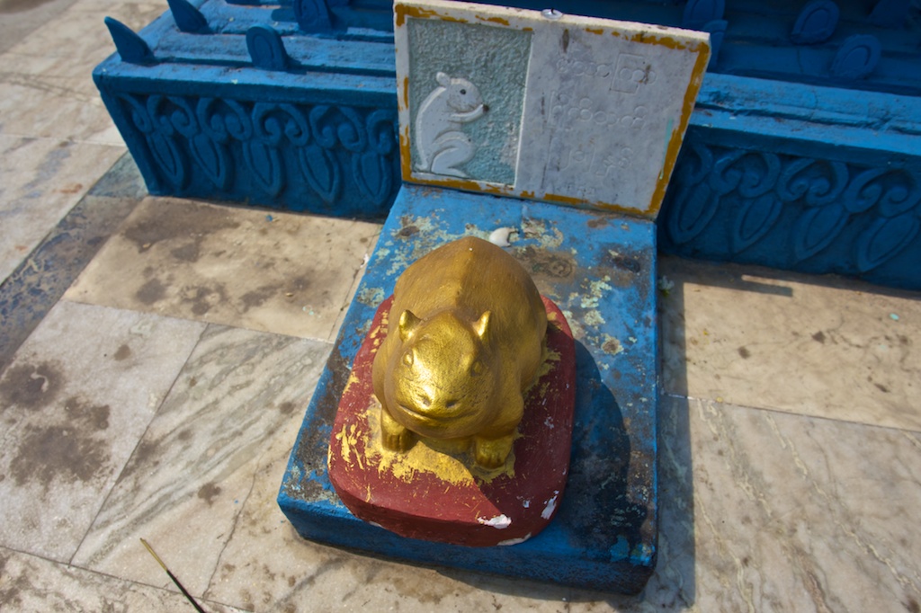 Myanmar Golden Temple 8